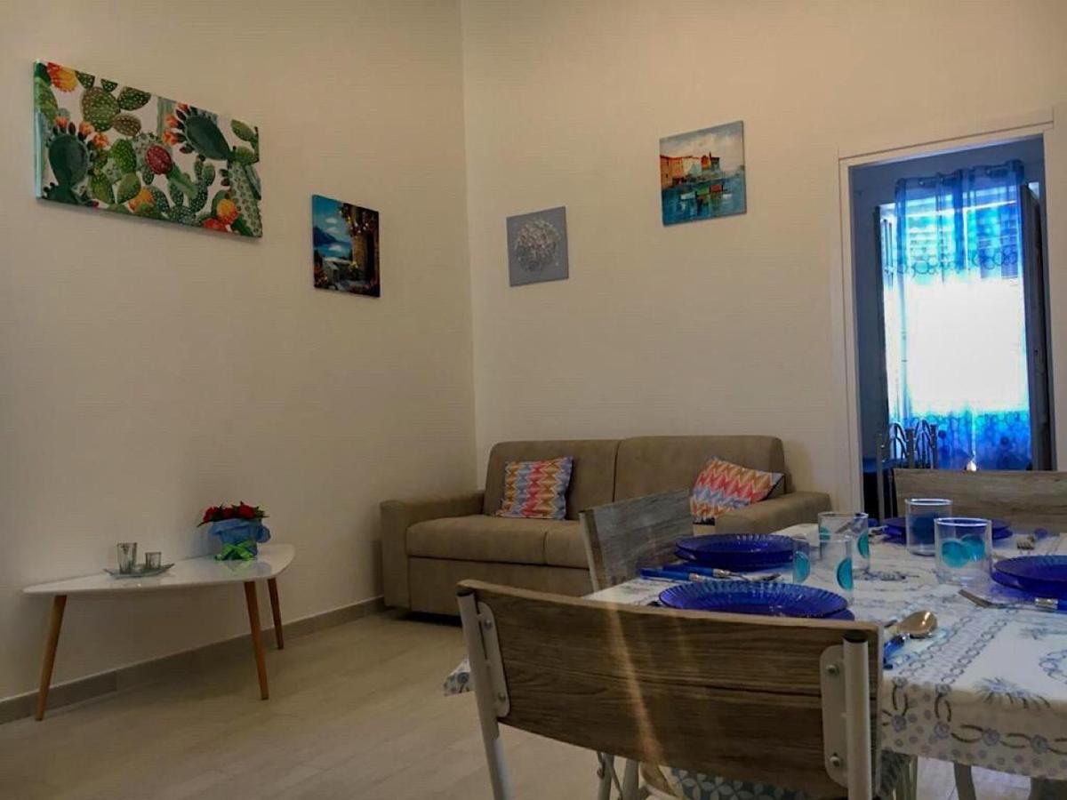 Via Aurispa 60 باليرمو المظهر الخارجي الصورة